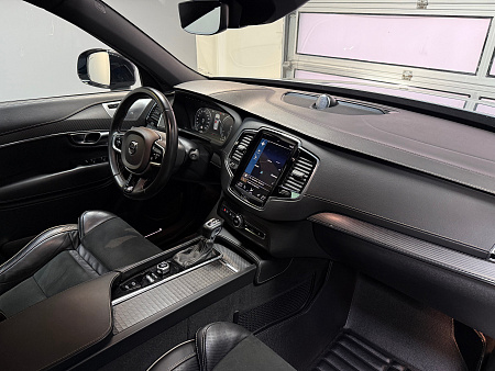 Volvo XC90 2.0 T5 4WD AT (249 л.с.) 5 мест 2019