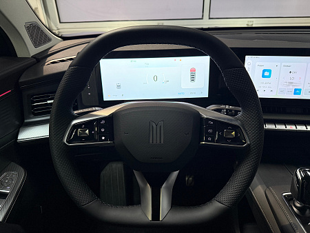Москвич M90 2026