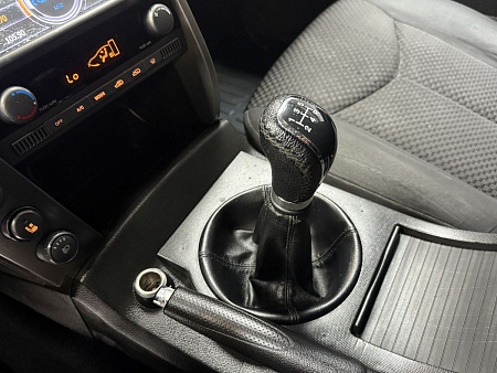 SsangYong Kyron 2.3 4WD MT (150 л.с.) 2012