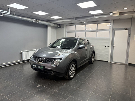Nissan Juke 1.6 4WD CVT (190 л.с.) 2011