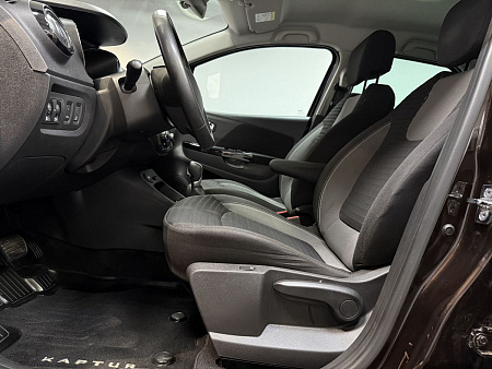 Renault Kaptur 2.0 4WD AT (143 л.с.) 2018