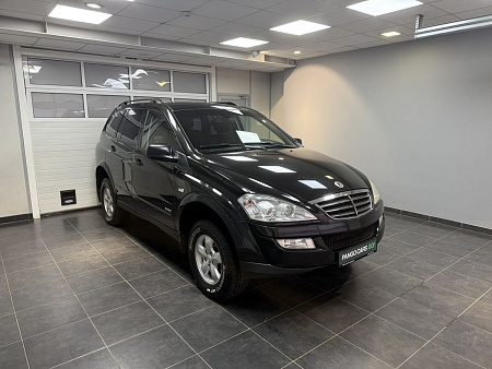 SsangYong Kyron 2.3 4WD MT (150 л.с.) 2012