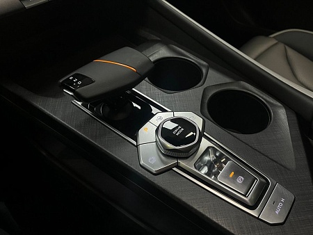 Changan UNI-V 1.5T DCT (181 л.с.) 2023