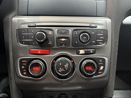 Citroen C4 1.6 AT (150 л.с.) 2015