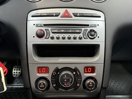 Peugeot 408 1.6 MT (115 л.с.) 2016