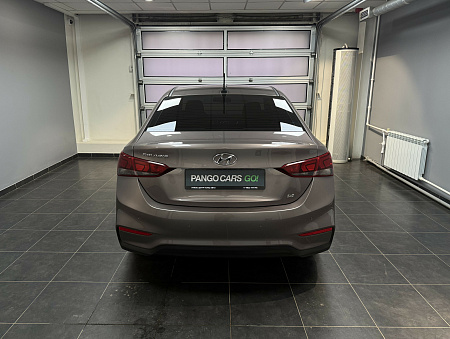 Hyundai Solaris 1.6 MT (123 л.с.) 2019