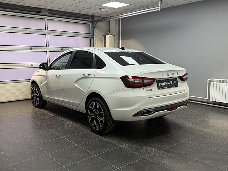 ВАЗ (LADA) Vesta 1.6 MT (106 л.с.) 2023