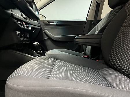 Volkswagen Polo 1.6 MPI MT (110 л.с.) 2020