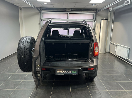 Chevrolet Niva 1.7 MT (80 л.с.) 2015