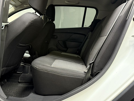Renault Sandero Stepway 1.6 MT (113 л.с.) 2021