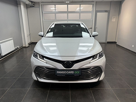 Toyota Camry 2.5 AT (181 л.с.) 2019