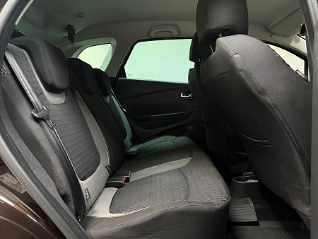 Renault Kaptur 2.0 4WD MT (143 л.с.) 2016