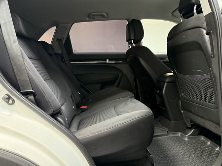 Kia Sorento 2.4 4WD AT (175 л.с.) 2019