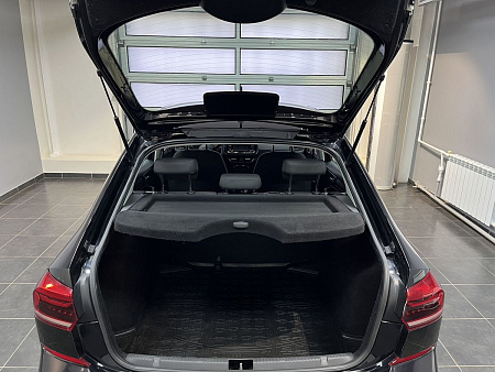 Volkswagen Polo 1.6 MPI MT (110 л.с.) 2020