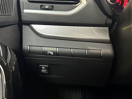 ВАЗ (LADA) Vesta 1.8 CVT (122 л.с.) 2024