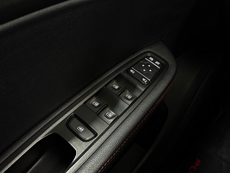 Renault Arkana 1.3 TCe CVT (150 л.с.) 2021