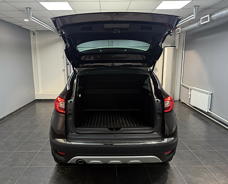 Renault Kaptur 2.0 4WD MT (143 л.с.) 2016