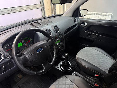 Ford Fusion 1.6 MT (101 л.с.) 2008