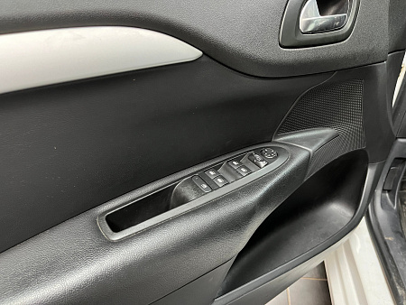 Citroen C4 1.6 AT (150 л.с.) 2015