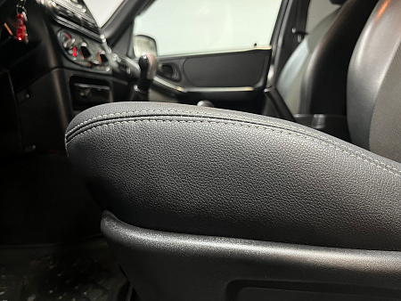 Chevrolet Niva 1.7 MT (80 л.с.) 2015
