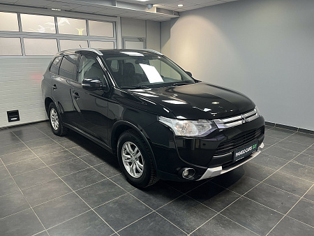 Mitsubishi Outlander 2.0 4WD CVT (146 л.с.) 2014
