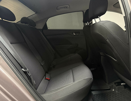 Hyundai Solaris 1.6 MT (123 л.с.) 2019