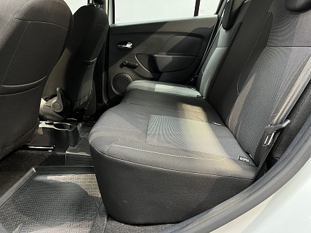 Renault Logan Stepway 1.6 CVT (113 л.с.) 2020