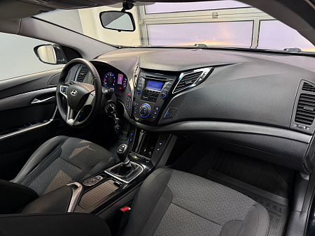 Hyundai i40 1.6 GDI MT (135 л.с.) 2014