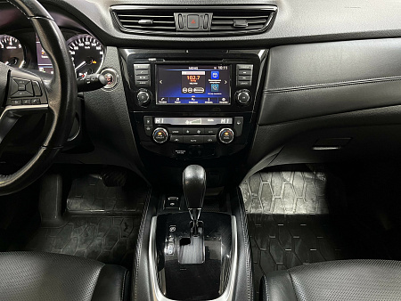Nissan X-Trail 2.5 4WD CVT (171 л.с.) 2020