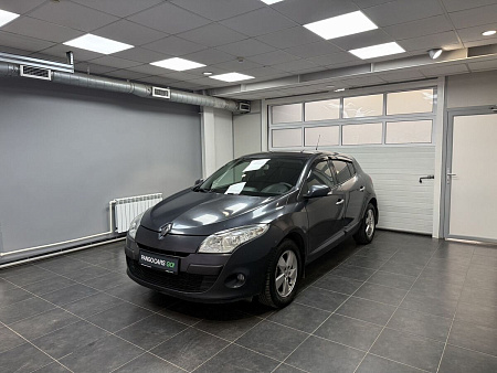 Renault Megane 1.6 AT (106 л.с.) 2010
