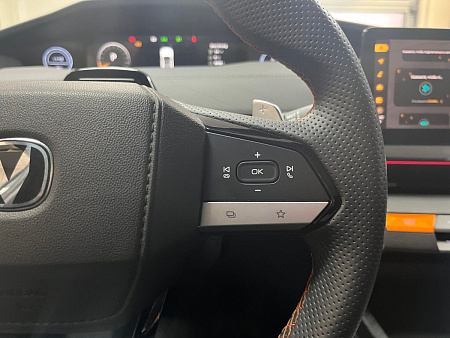 Changan UNI-V 1.5T DCT (181 л.с.) 2023