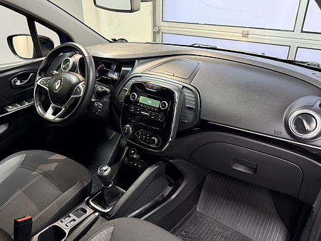 Renault Kaptur 1.6 MT (114 л.с.) 2021