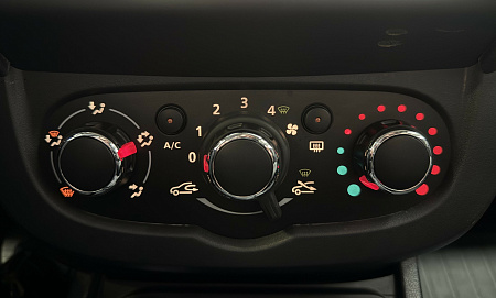 Renault Duster 2.0 4WD AT (143 л.с.) 2017