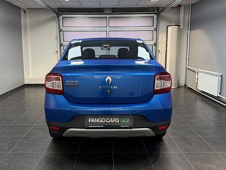 Renault Logan Stepway 1.6 MT (113 л.с.) 2019