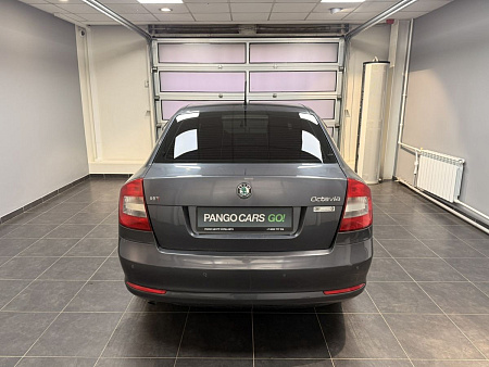 Skoda Octavia 1.6 MPI MT (102 л.с.) 2012