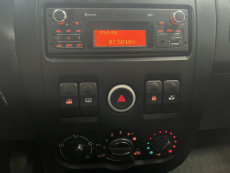 ВАЗ (LADA) Largus 1.6 MT (106 л.с.) 2018