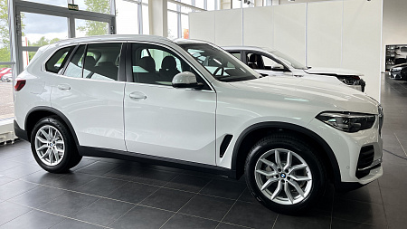 BMW X5 25d 2.0 xDrive Steptronic (231 л.с.) 2025