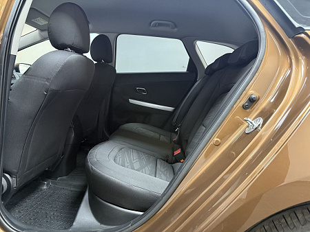 Kia Ceed 1.6 AT (130 л.с.) 2017