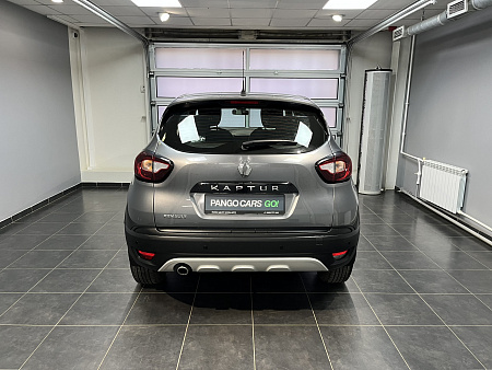 Renault Kaptur 1.6 MT (114 л.с.) 2019