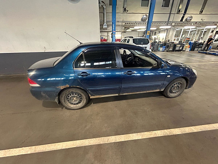 Mitsubishi Lancer 1.6 MT (98 л.с.) 2005