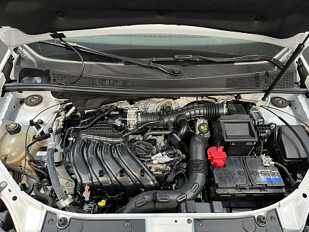 Renault Logan Stepway 1.6 CVT (113 л.с.) 2020