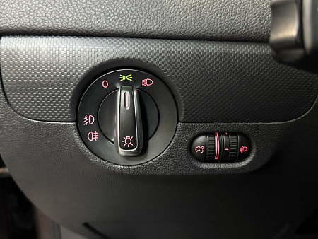 Volkswagen Jetta 1.6 MT (85 л.с.) 2014