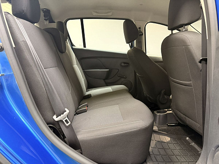 Renault Sandero Stepway 1.6 AT (102 л.с.) 2019