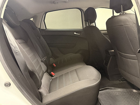 Renault Arkana 1.6 MT (114 л.с.) 2020