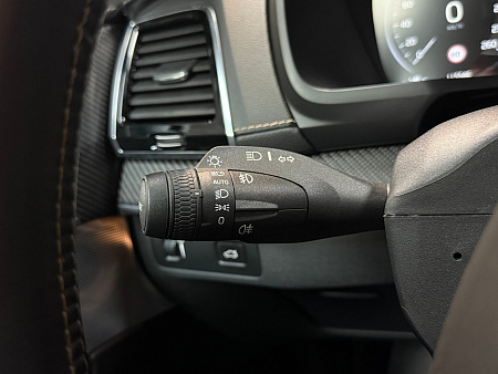 Volvo XC90 2.0 T5 4WD AT (249 л.с.) 5 мест 2019