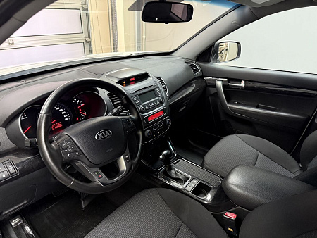 Kia Sorento 2.4 4WD AT (175 л.с.) 2019