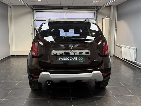 Renault Duster 2.0 4WD AT (143 л.с.) 2017