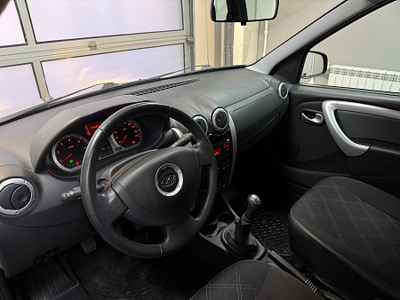 ВАЗ (LADA) Largus Cross 1.6 MT (106 л.с.) 2019