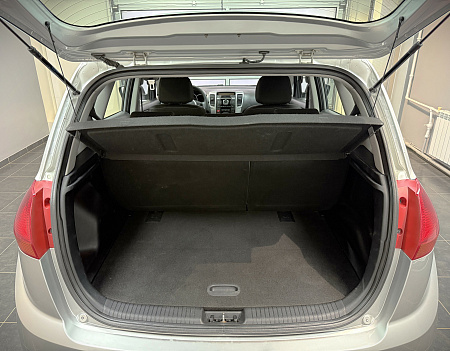 KIA Venga 1.6 MT (125 л.с.) 2013