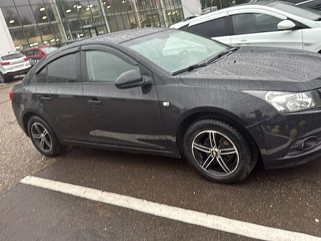 Chevrolet Cruze 1.8 AT (141 л.с.) 2011